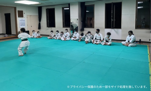 道場での稽古風景